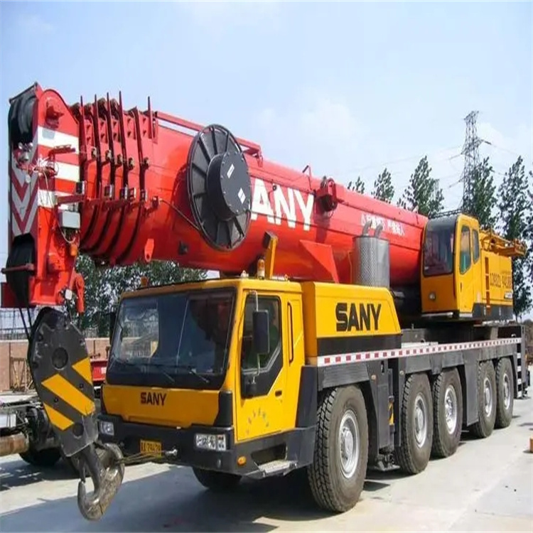 樟木头镇附近工地哪里有吊车出租|应急吊装服务|24小时灵活调度