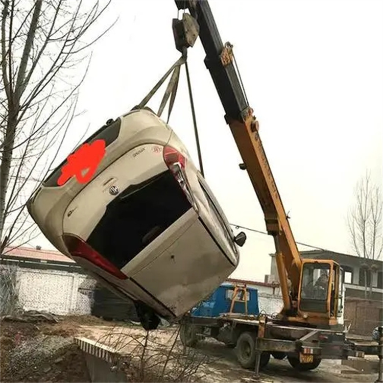 樟木头镇随时待命，吊车24小时道路救援服务全解析