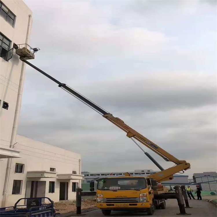 樟木头镇附近高空车出租|市政施工/设备安装专用|随叫随到|亿立达设备租赁