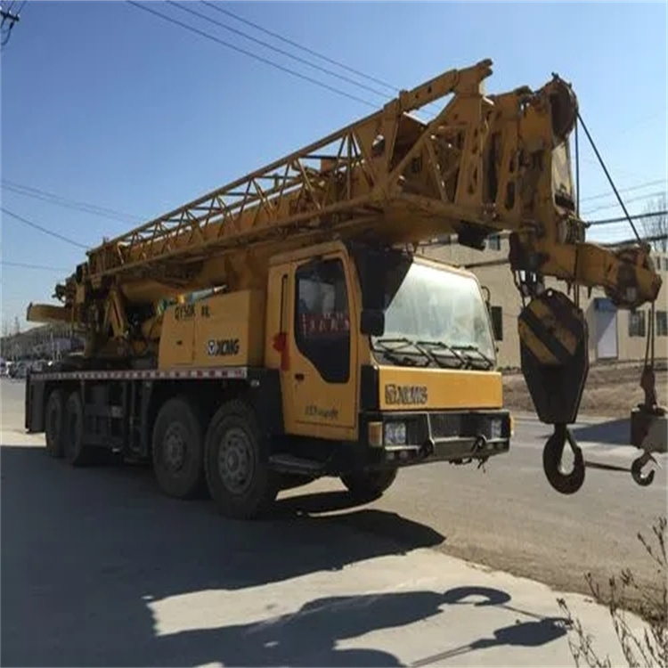 樟木头镇哪里有专业吊车出租